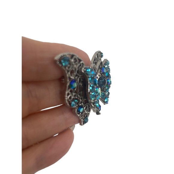 Vintage Fashion Butterfly Brooch Crystal Rhinestones Blue Aqua Teal Silver Tone - Picture 5 of 17